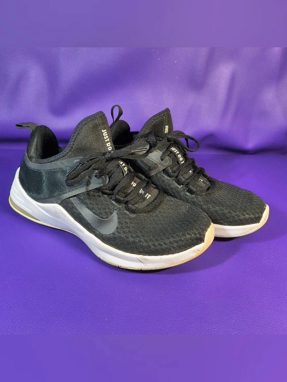 Nike Air Max Bella TR2 Icon Crash Women’s 7 Black